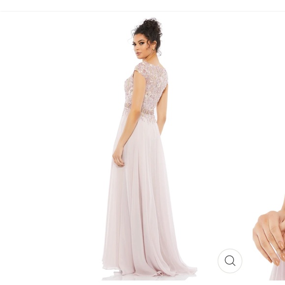 Macduggal cap sleeve bodice flowy gown - Picture 3 of 5